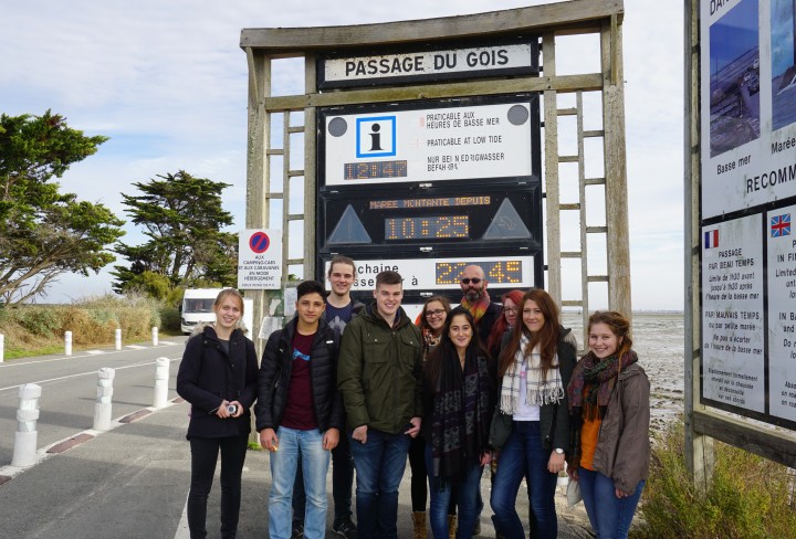 Die Schülerinnen und Schüler der Gesamtschule Weierheim in Oberhausen beim Schüleraustausch in Frankreich