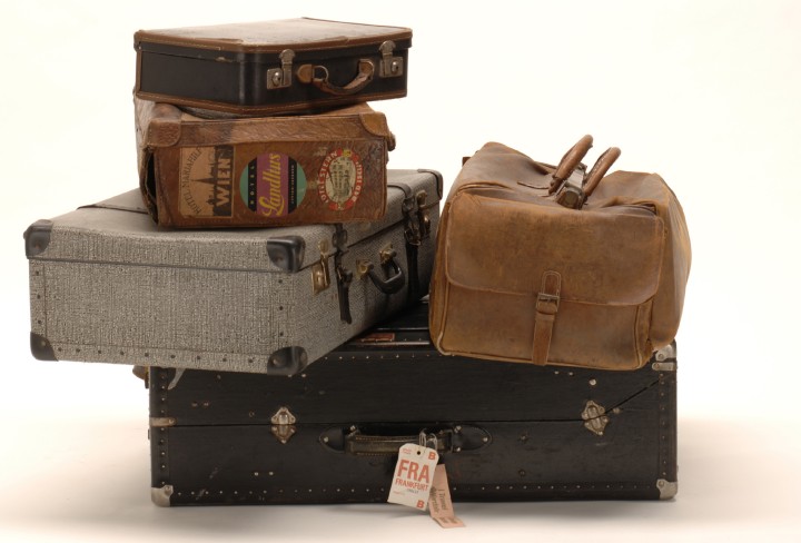 Alte Reisetaschen und Koffer