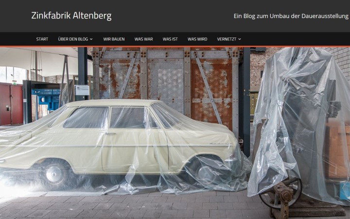 Startseite einer Website mit Bild eines eingepackten Autos