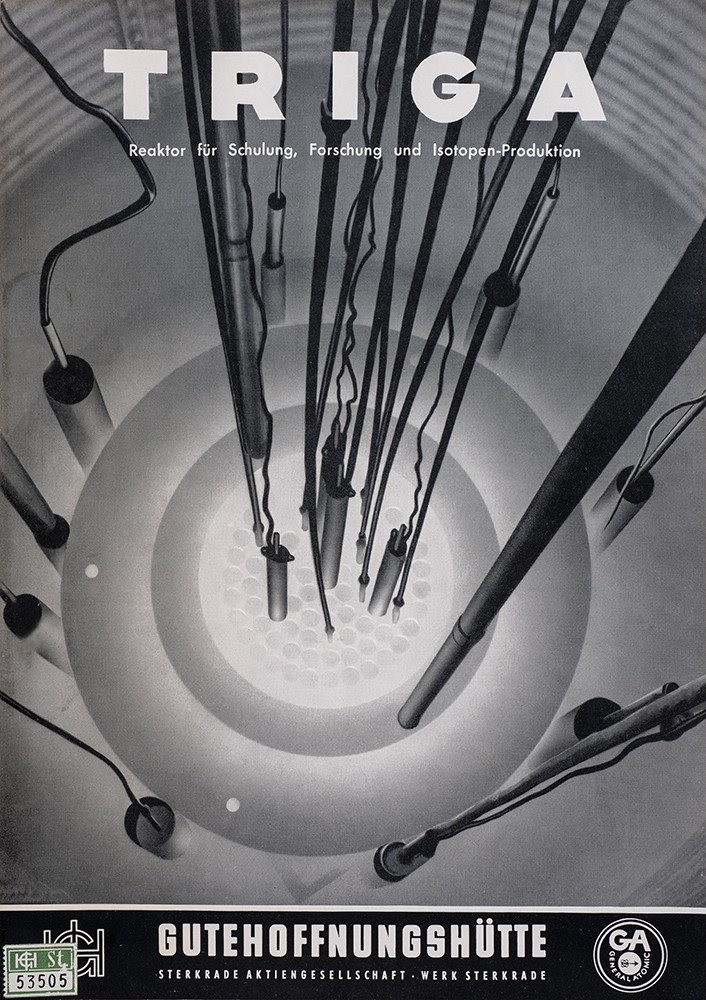 Broschüre in schwarz-weiß, die einen offenen, leuchtenden Reaktorkern mit mehreren Brennstäben abbildet