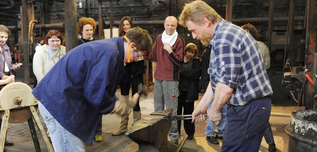 People with disabilities at the forge workshop