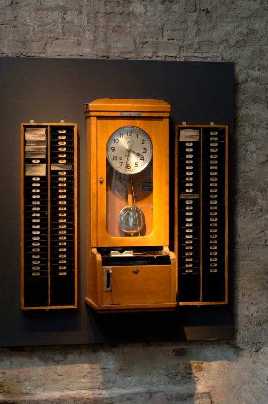 Historical time clock